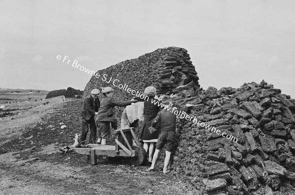 BOG SCENES NEAR BALLINROBE STACKING TURF